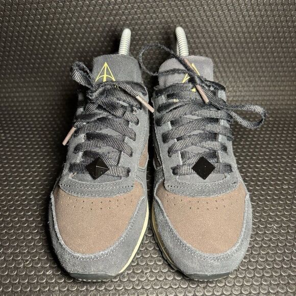 Reebok Harry Potter x Classic Leather Deathly Hallow Comfort Shoes Women’s 5 - Picture 2 of 8